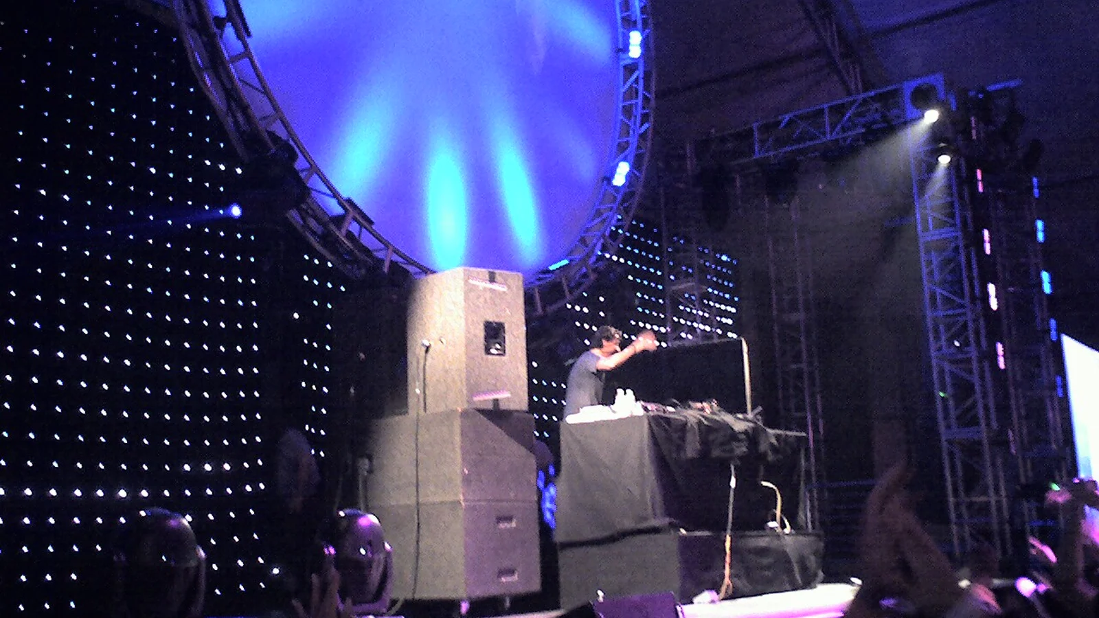 en:Benny Benassi