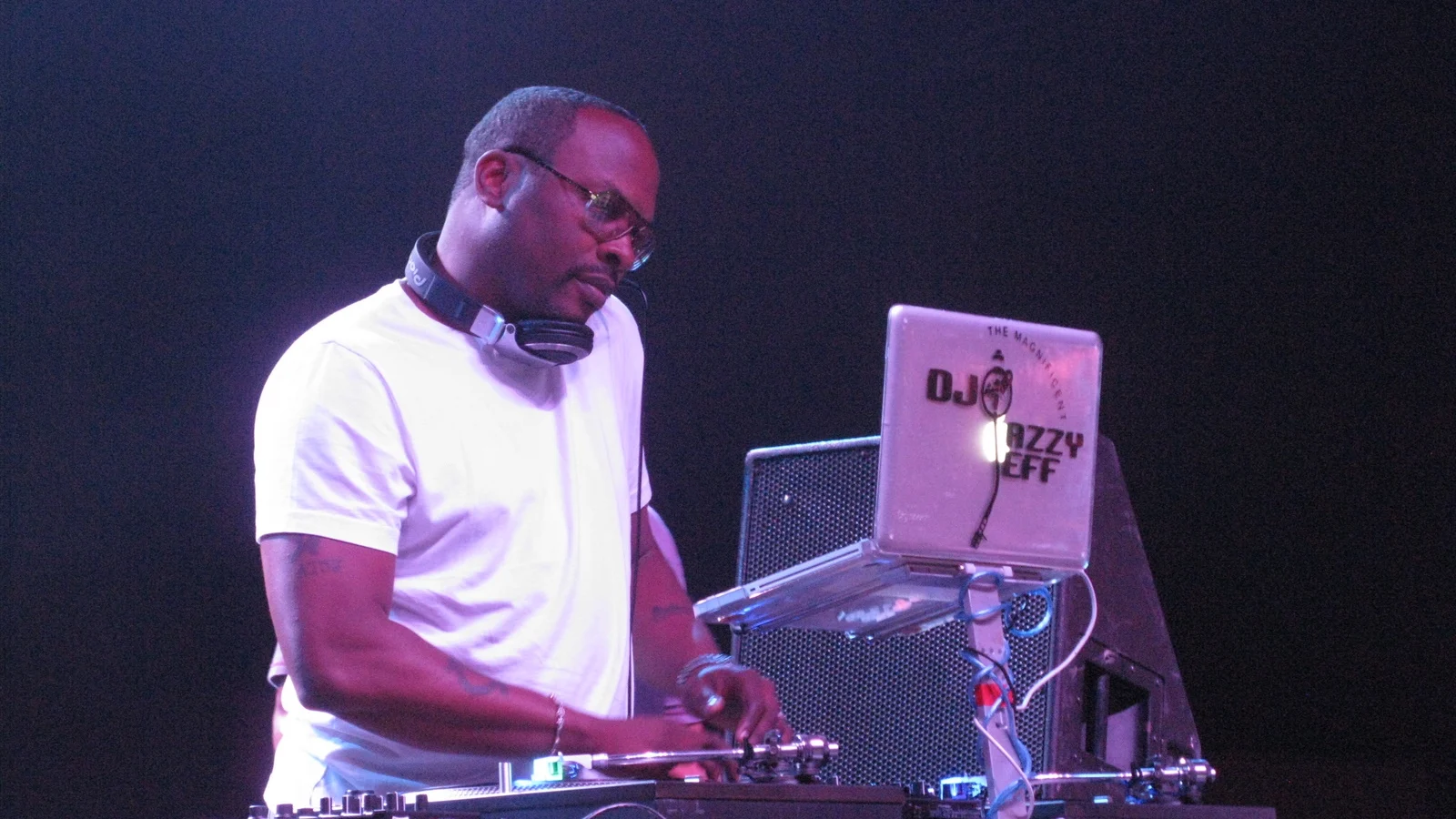 This is DJ Jazzy Jeff performing at the Palladium Ballroom in Dallas, TX as part of the "Duke Nukem Forever" launch party.