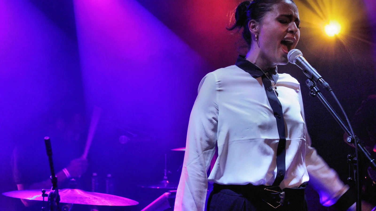 Vocalist Jessie Ware performing on 13 January 2012 on the stage of Simplon Up theatre at the Eurosonic 2012 Festival.