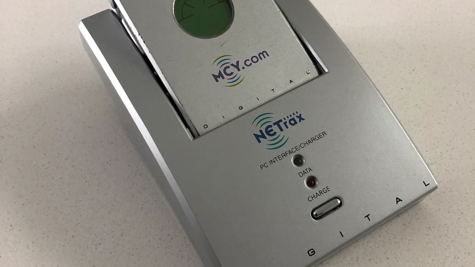 NETrax mp3 player with docking station for PCs via serial port