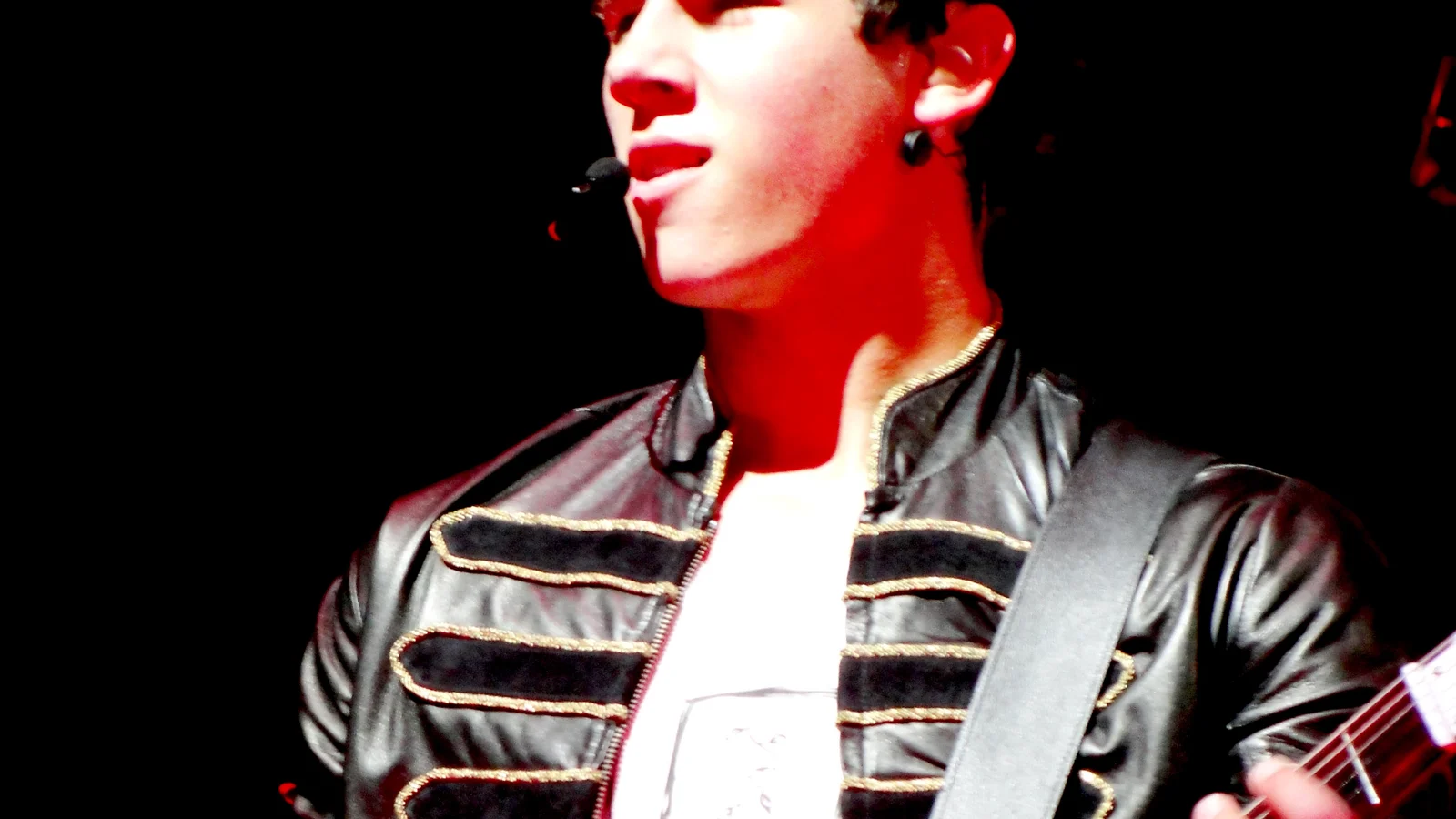 nick jonas.