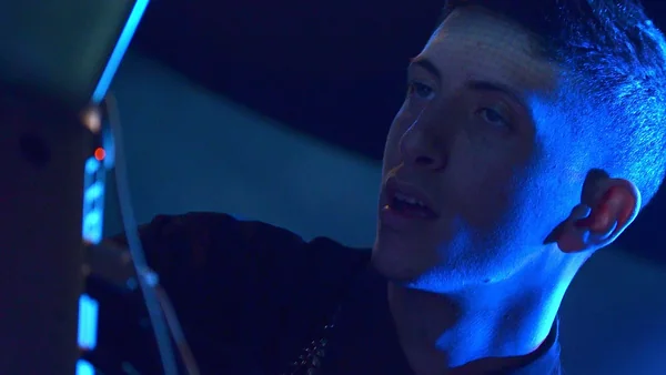 Shlohmo