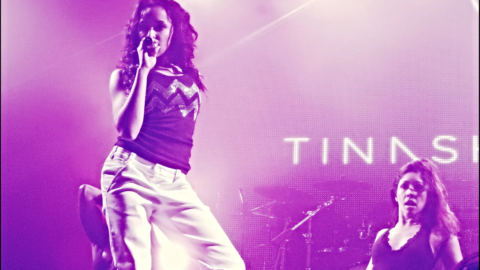 Tinashe, Heaven, London