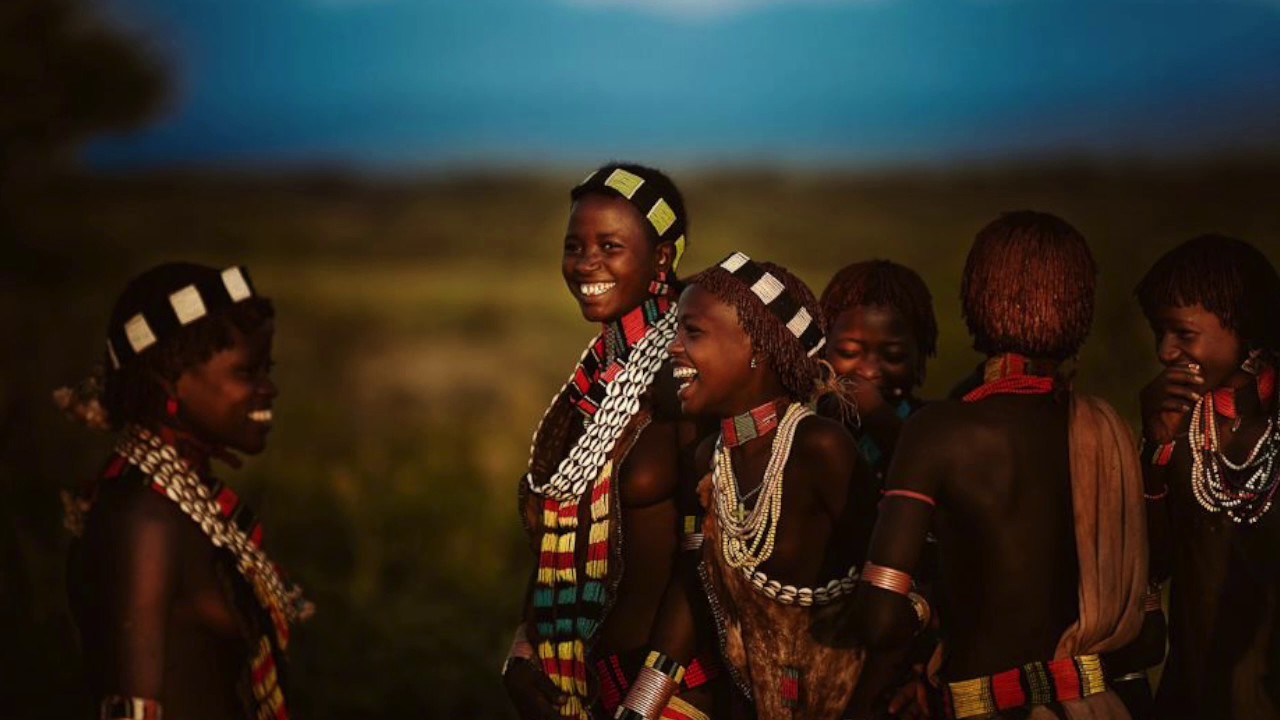 Dj Clock - Crazy (feat. Thiwe)