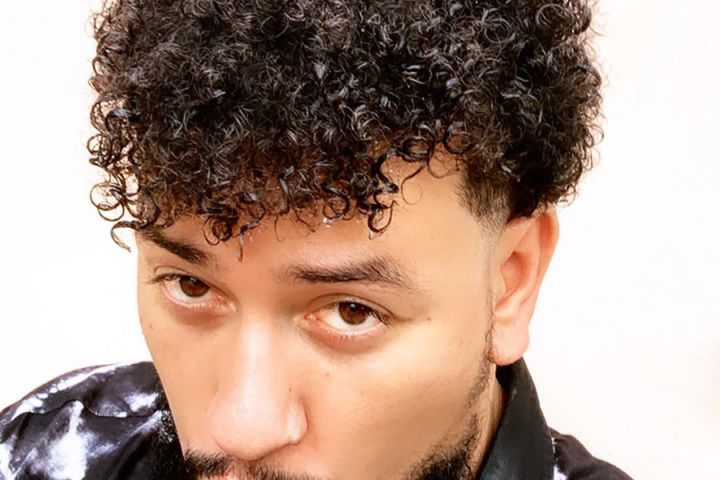 Aka’s Fans Oppose Michael Jackson Comparison, In Post Showcasing His Growing Hair 1