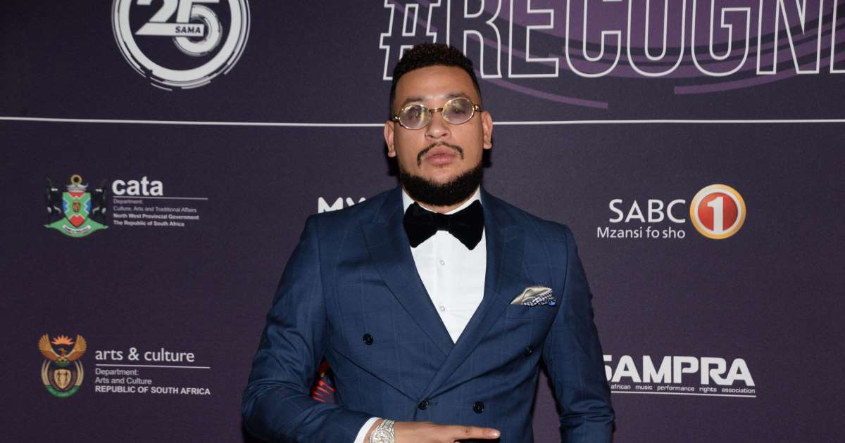 AKA Had A Q&A Session With His Fans. He Talks Everything Including Cassper Nyovest
