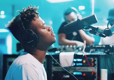 Mlindo The Vocalist Does An Acoustic Version Of Macala Featuring Kwesta, Thabsie, Sfeesoh