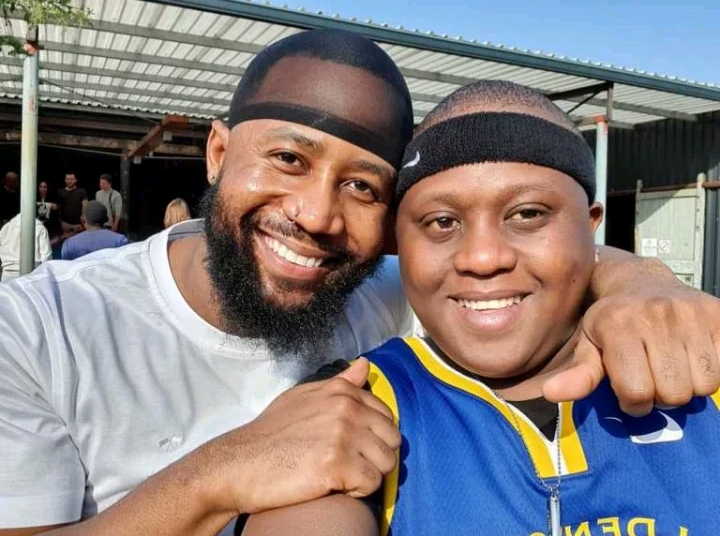 Watch Cassper Nyovest Laugh Off As Carpo Gets Scared Of Snake Hanging On His Neck 1