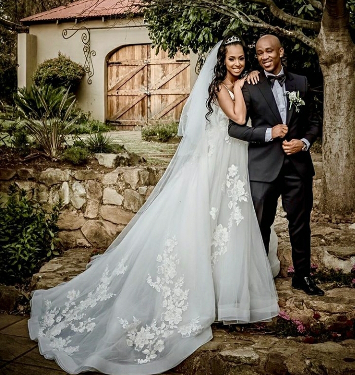 Mafikizolo’s Theo Kgosinkwe Marries Long Time Girlfriend, Vourné