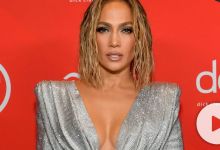 Did Jennifer Lopez Copy Beyoncé During AMA Performance?
