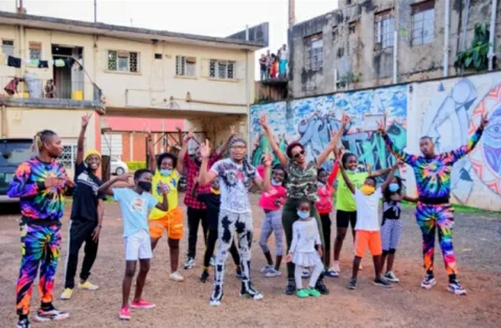 Popular Dance Group, Ghetto Kids Meet ‘Jerusalema’ Star Master Kg In Uganda 1
