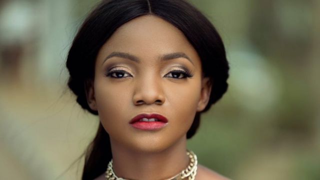 Simi Biography: Age, Husband, Daghter, Real Name, Net Worth, Awards & Albums