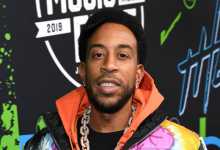 Fans Excited As Ludacris Flies Plane (Video)