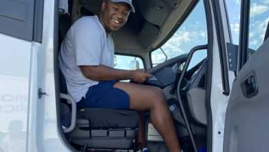 Shimza Buys His 1st Truck For Logistics Business