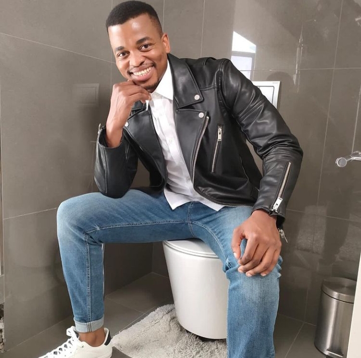 Mpho Popps Biography: Age, Wife, Shows, Daughter, Brother, Comedy &Amp; Net Worth 1