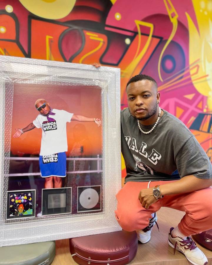 K.o Receive Plaques For 3 Songs On His Birthday 6