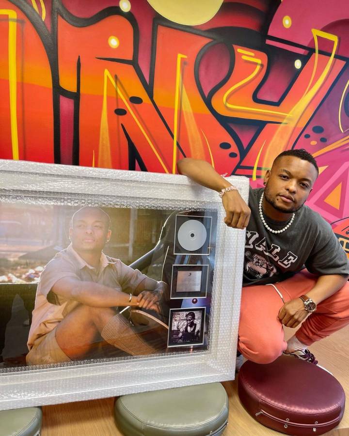 K.o Receive Plaques For 3 Songs On His Birthday 7