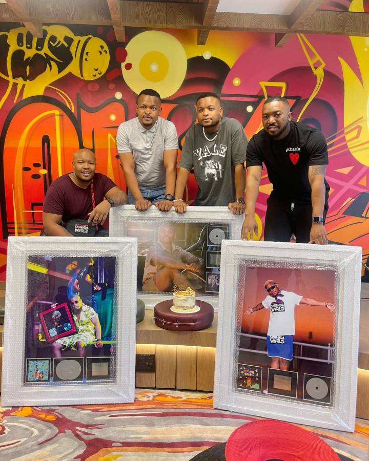 K.o Receive Plaques For 3 Songs On His Birthday 8