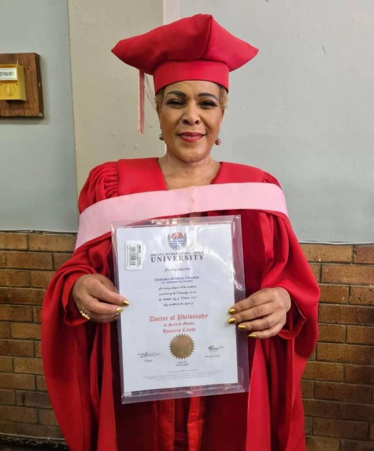 Deborah Fraser Receives An Honorary Doctorate, Nomcebo &Amp; Sbu Noah Congratulate Her 1