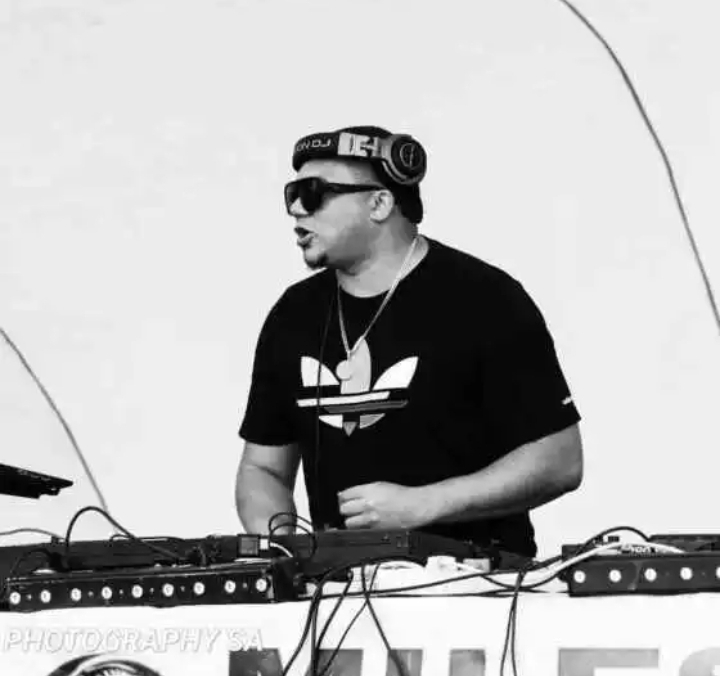 Dj Feezol – Dr’s In The House Mix (15-01-2022) 1
