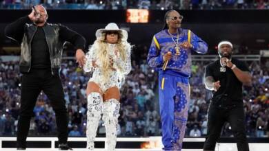 Video: Dr. Dre, Snoop Dogg, Eminem, Mary J. Blige &Amp; Kendrick Lamar Perform At The Super Bowl Lvi Halftime Show 11