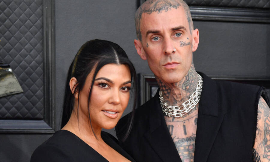 &Quot;Just For Fun&Quot; - Kourtney Kardashian Says She'S Not Married To Travis Barker Yet 1