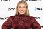 Uncertainty As Deadline Approaches For Kelly Clarkson’s Ex-Husband To Vacate Montana Ranch