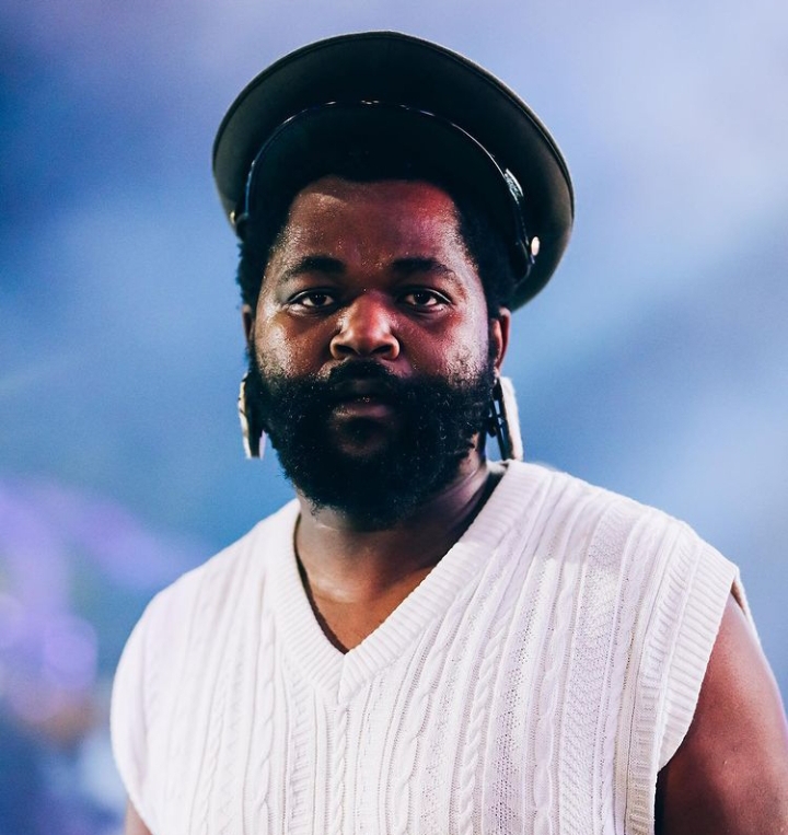 Video: Sjava Shows Fans How Not To Ask For An Album
