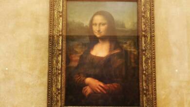 Video: Man Arrested Trying To Deface The Mona Lisa In Paris
