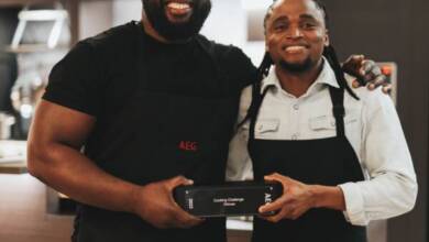SA Sports Legends Tendai “Beast” Mtawarira And Siphiwe Tshabalala Test Their Skills In The Kitchen