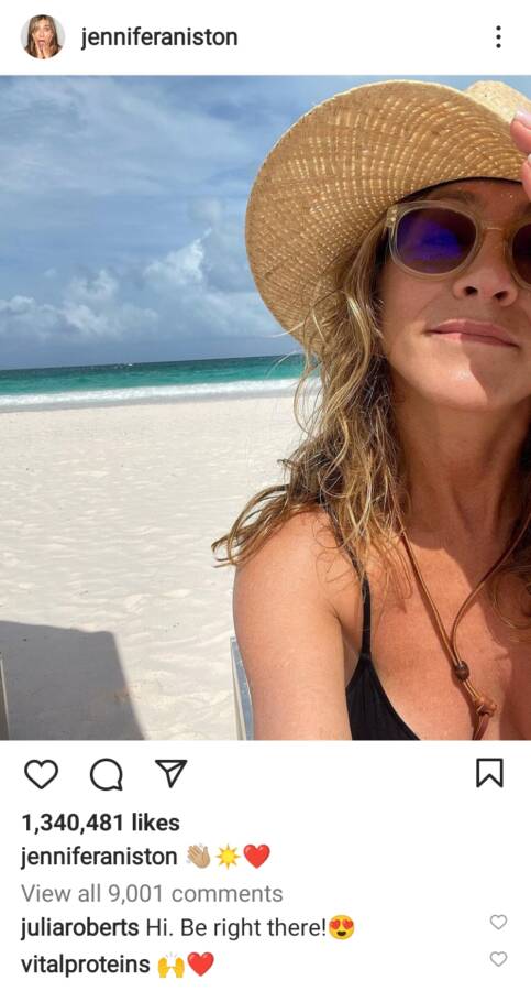 Jennifer Aniston'S Beach Getaway Pictured 2