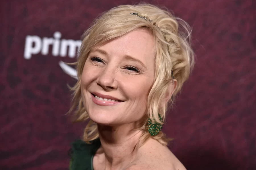 “Volcano” Actress Anne Heche Taken Off Life Support