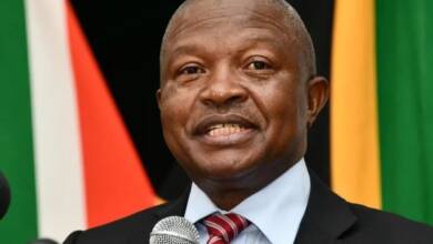 David Mabuza Biography: Age, Daughter, House, Education, Qualifications, Family, Salary & Contact Details