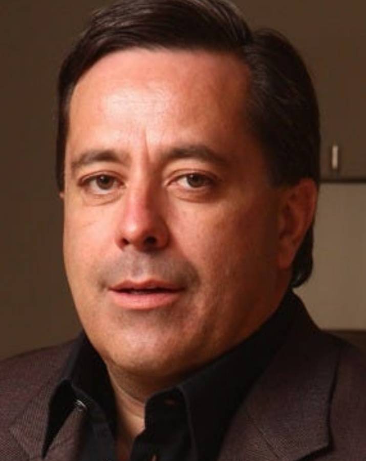Markus Jooste Biography: Age, Wife, Net Worth, Children, Education, Family, House &Amp; Qualifications 1