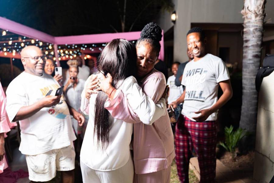 Videos &Amp; Pics: Kelly &Amp; Zandie Khumalo Throw Surprise Party For Mom 7