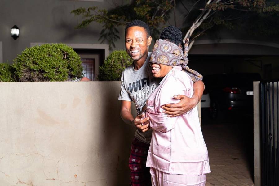 Videos &Amp; Pics: Kelly &Amp; Zandie Khumalo Throw Surprise Party For Mom 4