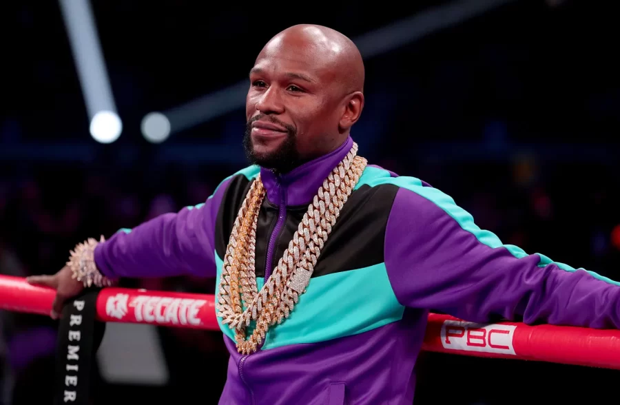 Floyd Mayweather Humbles Deji In Exhibition Boxing Match – Watch