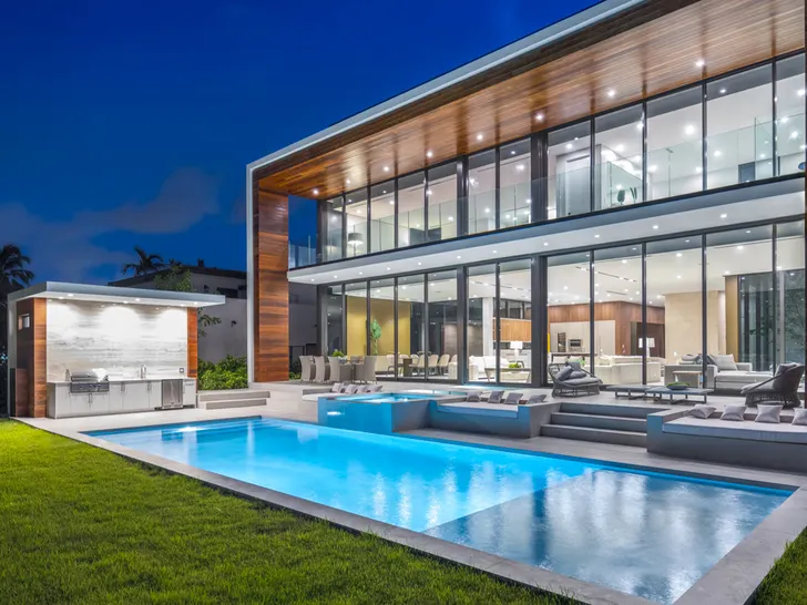 Future Splurges $16.3 Million On Miami Mansion (Pictures) 2