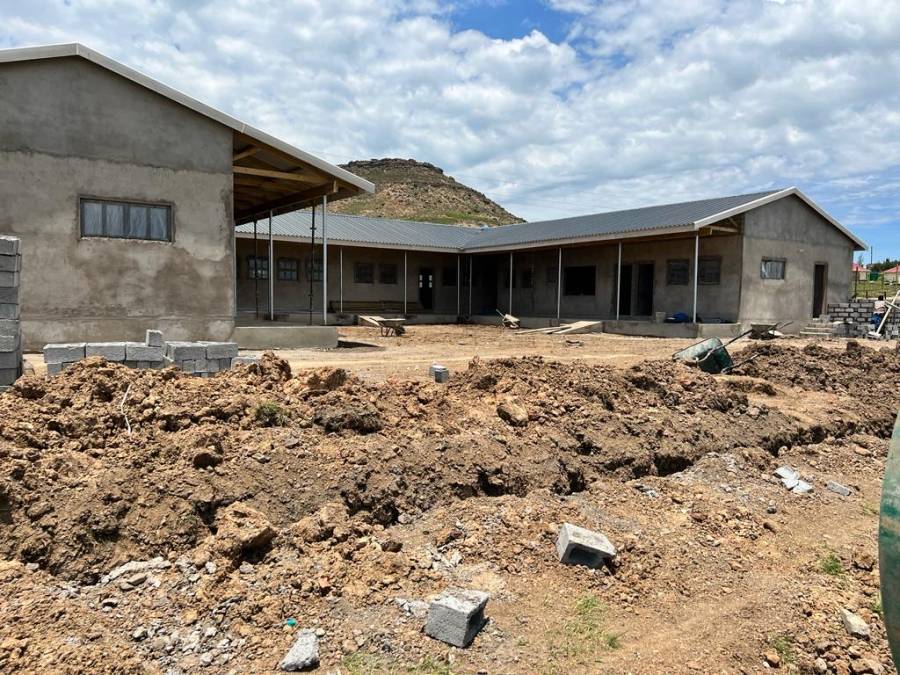 Mixed Reactions As Anele Mdoda'S Father Builds School In Their Village 6