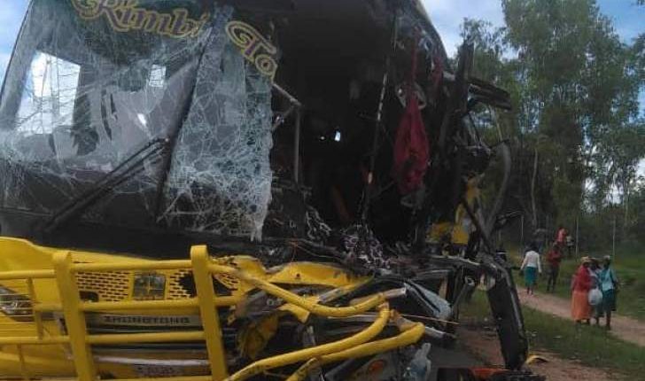 One Dead, Several Injured In Rimbi-Zebra Kiss Bus Accident On The Harare-Nyamapanda Highway, Authorities React 1