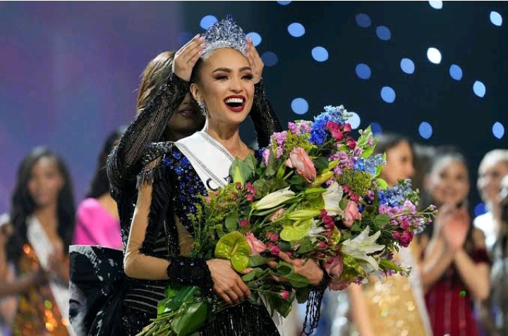 Pemilik Miss Universe Anne JKN Dituduh Mencurangi