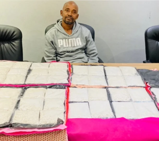 Perdagangan Kokain: Afrika Selatan Ditangkap Di Bandara Namibia