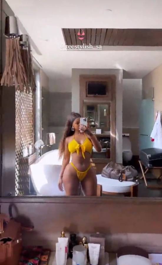 Fans Argue Whether Mihlali Ndamase Had Plastic Surgery After Swimsuit Pictures Emerge Online 5