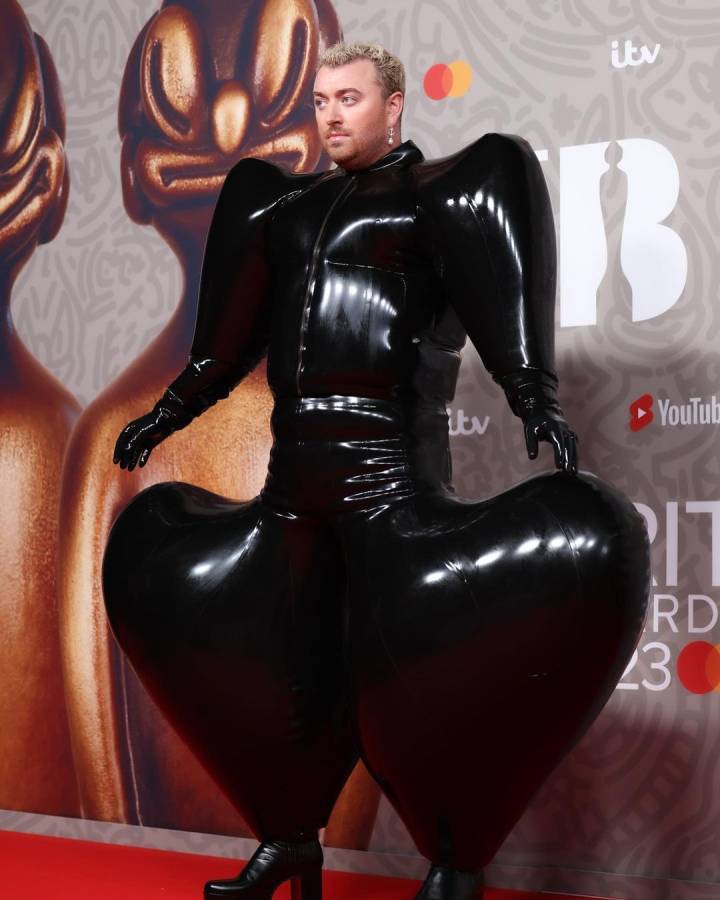 In Pictures: Sam Smith'S Inflated Latex Jumpsuit To The Brits Ignites Interest 4