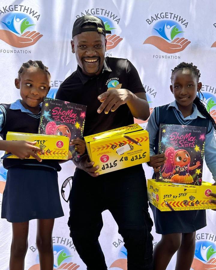 South Africans Praise Skeem Saam Star Clement Maosa As He Gifts Shoes To Needy Students (Pictures) 6