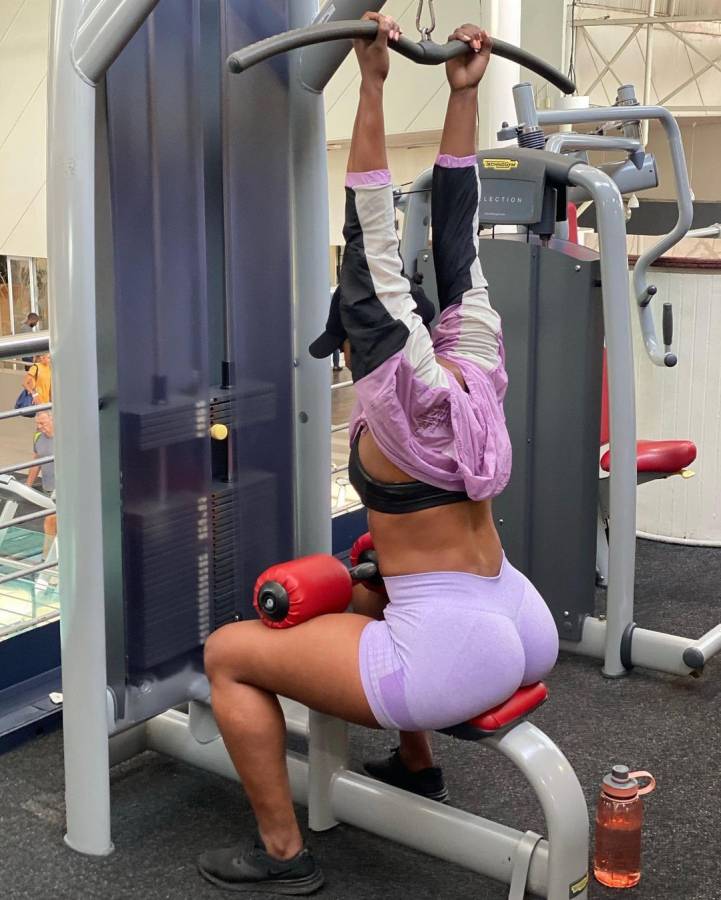 Unathi’s Gym Snaps Have South Africans Going “Ahhh” – Pictures 4