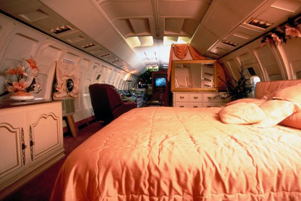 In Pictures: Woman Transform Plane Into A Comfortable Home Complete With Great Amenities 3