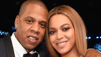 Viral Pictures: Netizens In Raptures As Loved-Up Pics Of Beyoncé & Jay-Z Pop Online