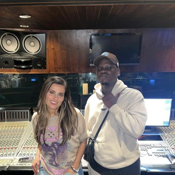 Rapper Blxckie Teams Up With Nelly Furtado In The Studio 2