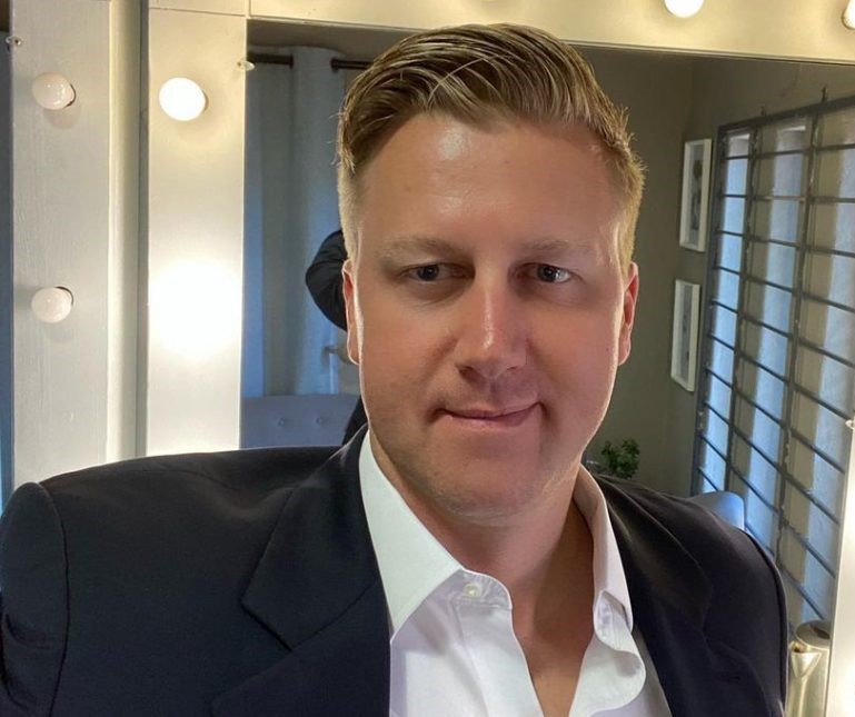 Gareth Cliff Erupts Over Fikile Mbalula'S R3M G-Wagon 3